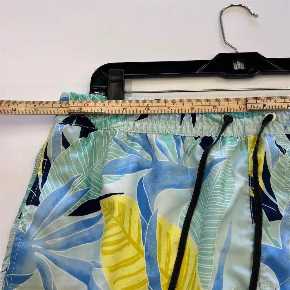 Hurley Boardshorts Mens XL Blue Bird Rock Volley Floral Linerless‎ Quickdry